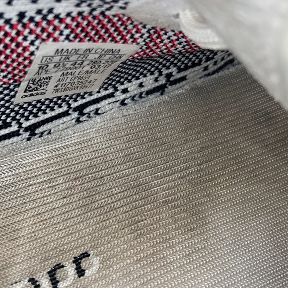 Yeezy v2 zebras - Picture 1 of 6